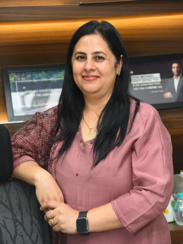 Mayuri Thakkar - Associate Partner (IND)