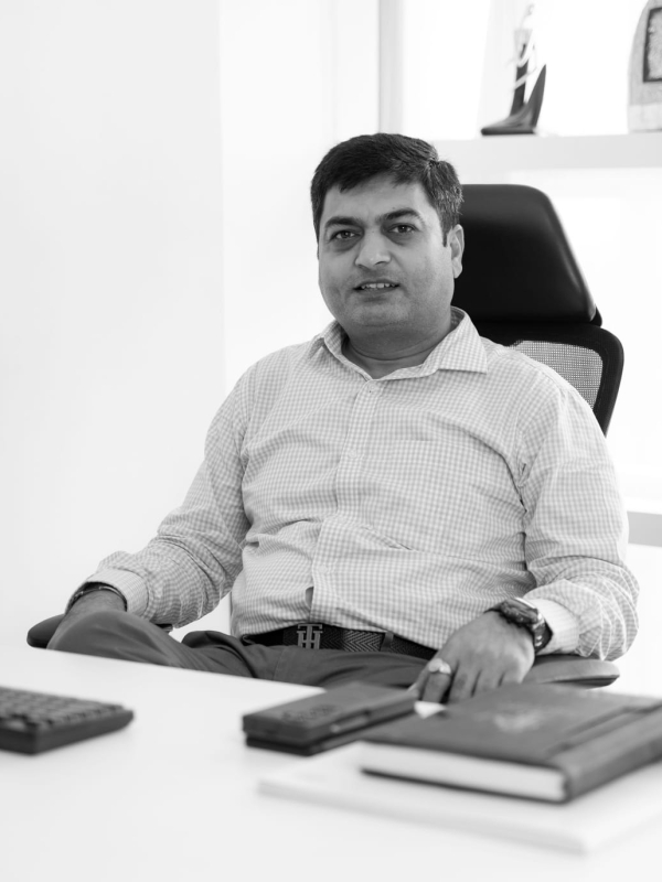 Parashar Thakkar - Associate Partner (IND)